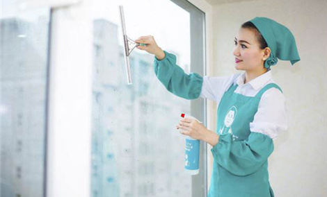 广州清洁公司提供专业玻璃清洗服务